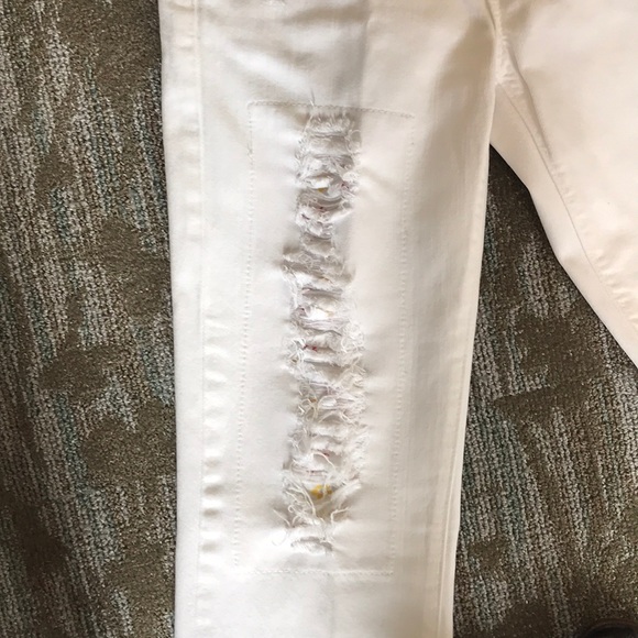 Hippie Rose white distressed jeans worn once - Picture 6 of 8